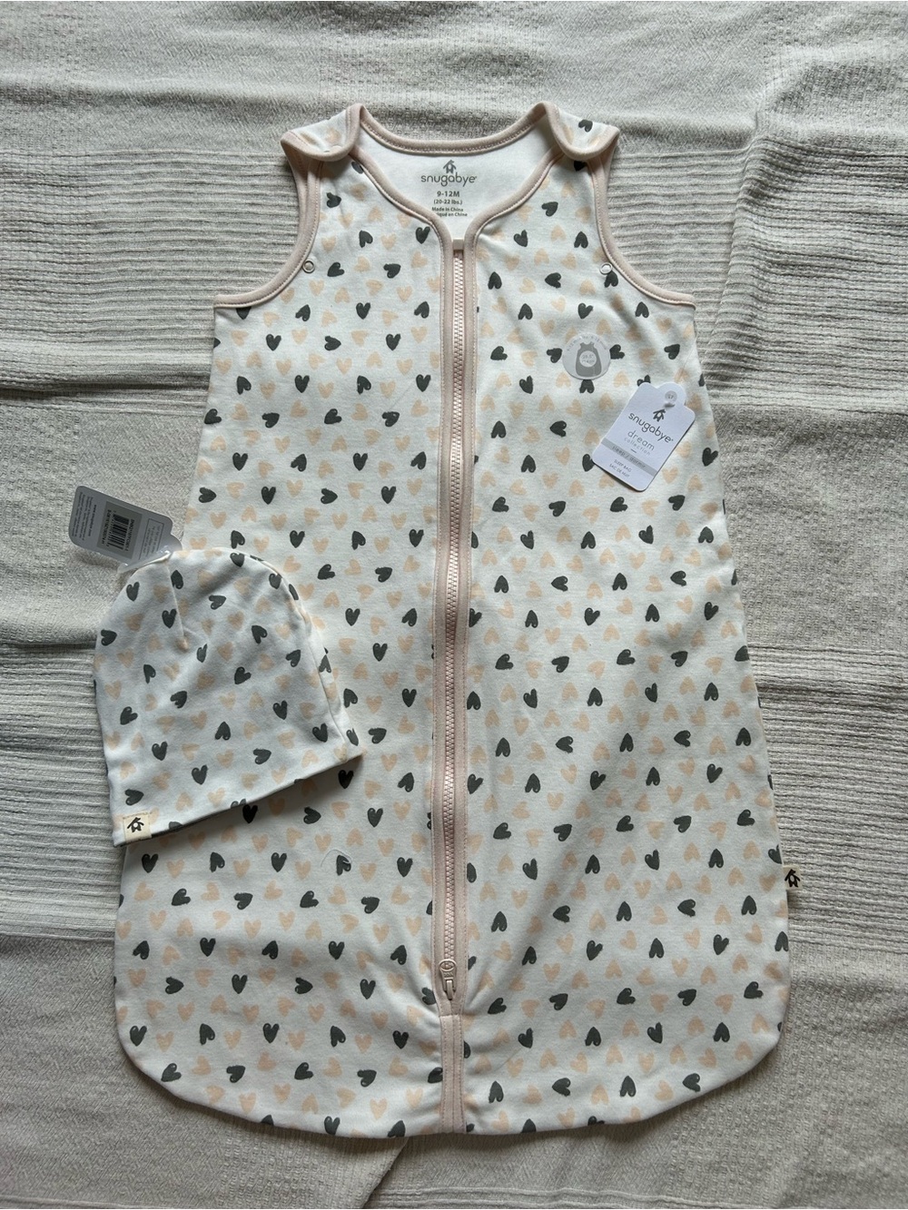 NWT Snugabye Sleep sack with matching hat